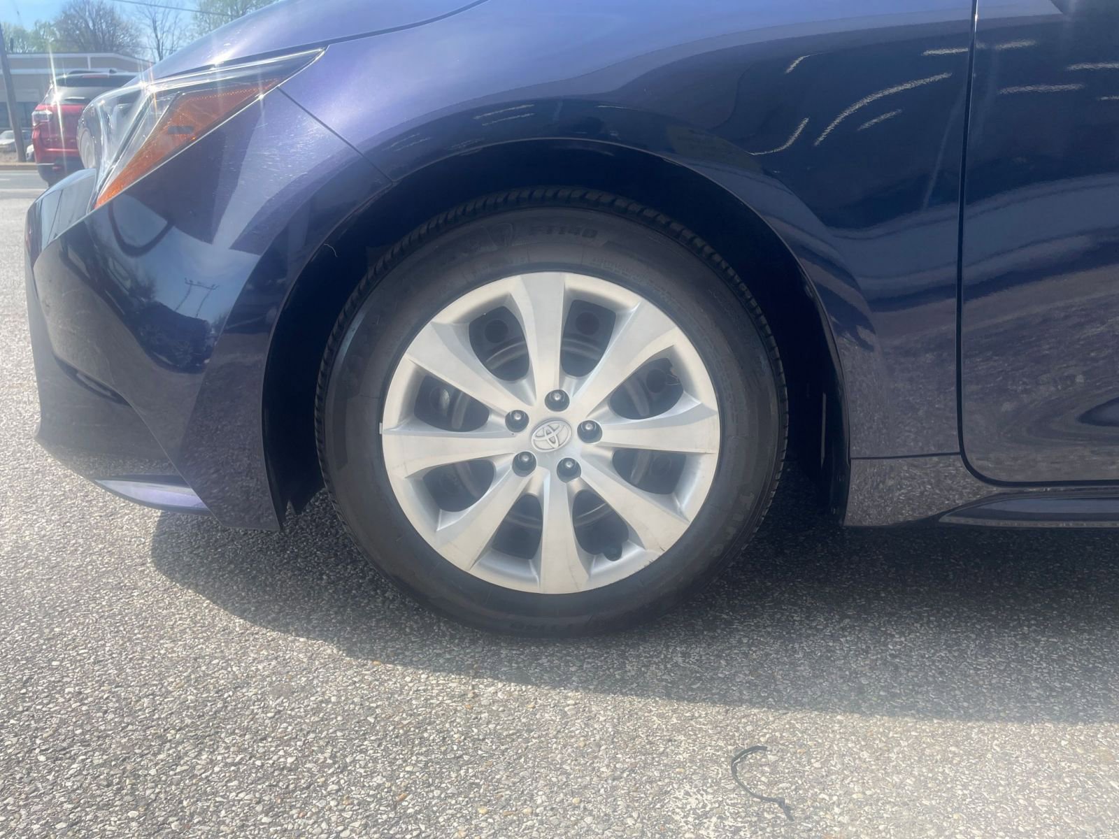 Used 2025 Toyota Corolla LE FWD image 28