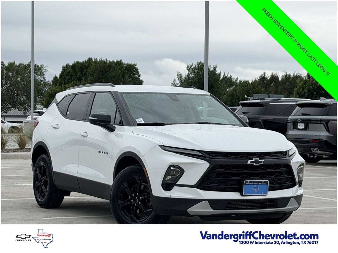 Certified 2024 Chevrolet Blazer LT w/ Midnight/Sport Edition FWD image 2