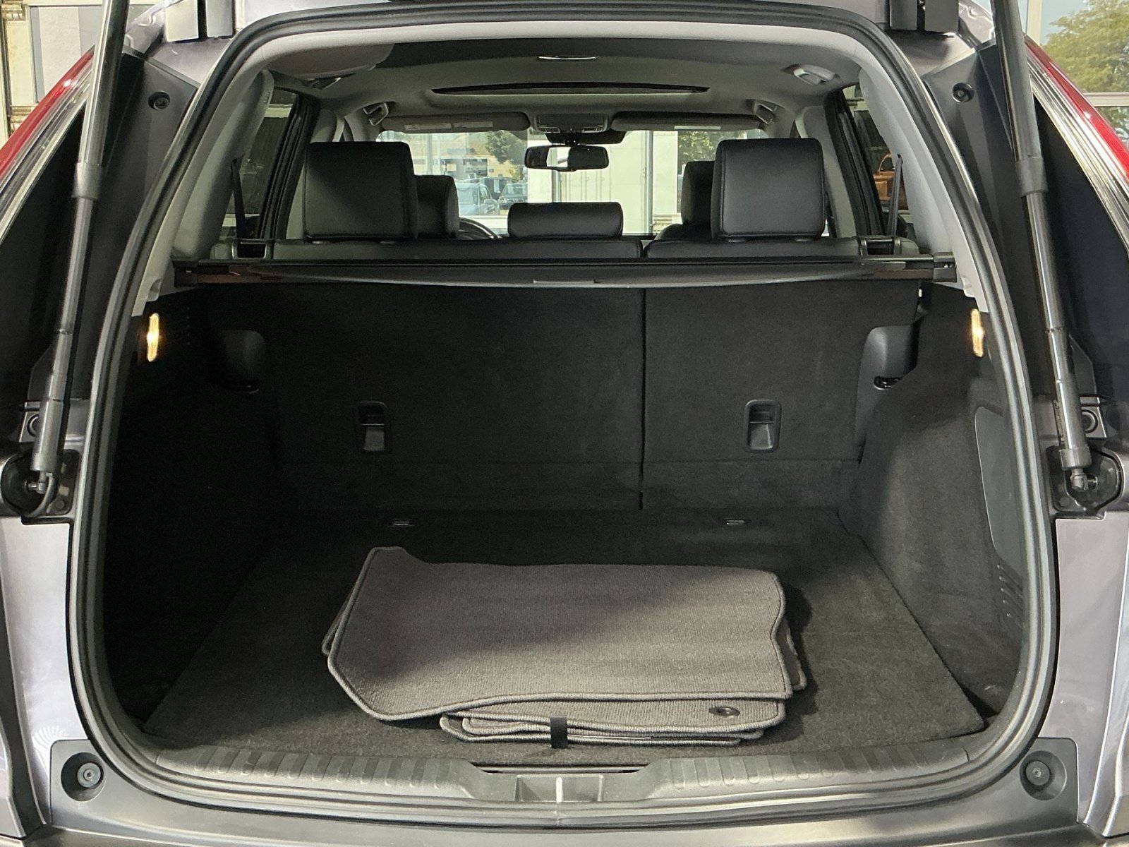 Used 2020 Honda CR-V Touring image 27