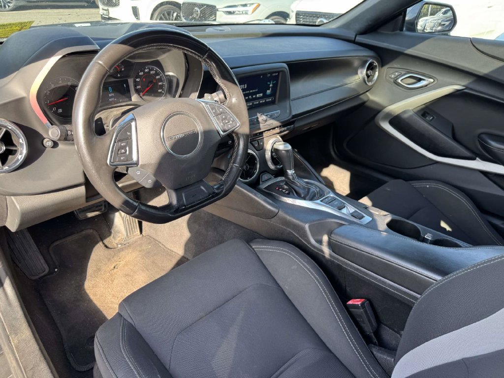 Used 2018 Chevrolet Camaro LT w/ RS Package RWD image 10