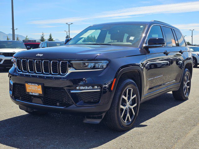 Certified 2024 Jeep Grand Cherokee Limited w/ Luxury Tech Group II AWD/4WD image 7