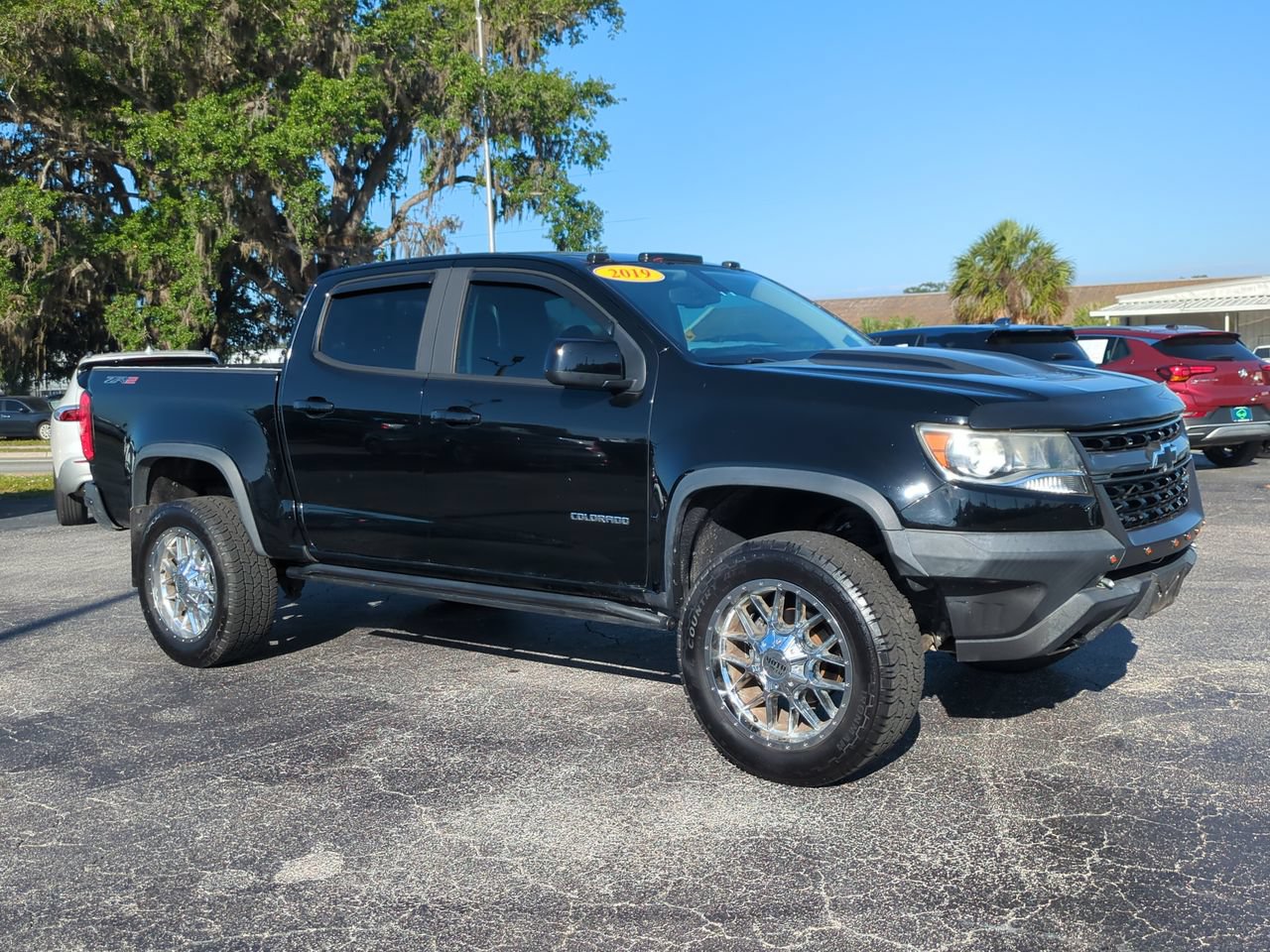 Used 2019 Chevrolet Colorado ZR2 AWD/4WD image 2