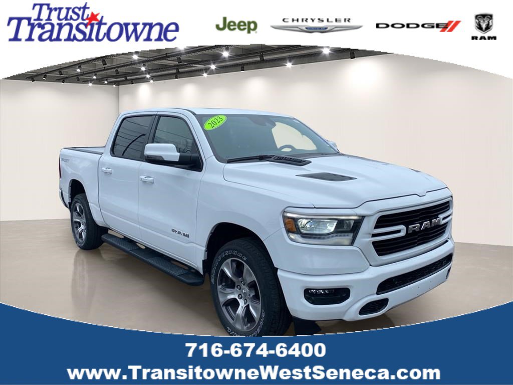 Used 2023 RAM 1500 Laramie AWD/4WD image 1