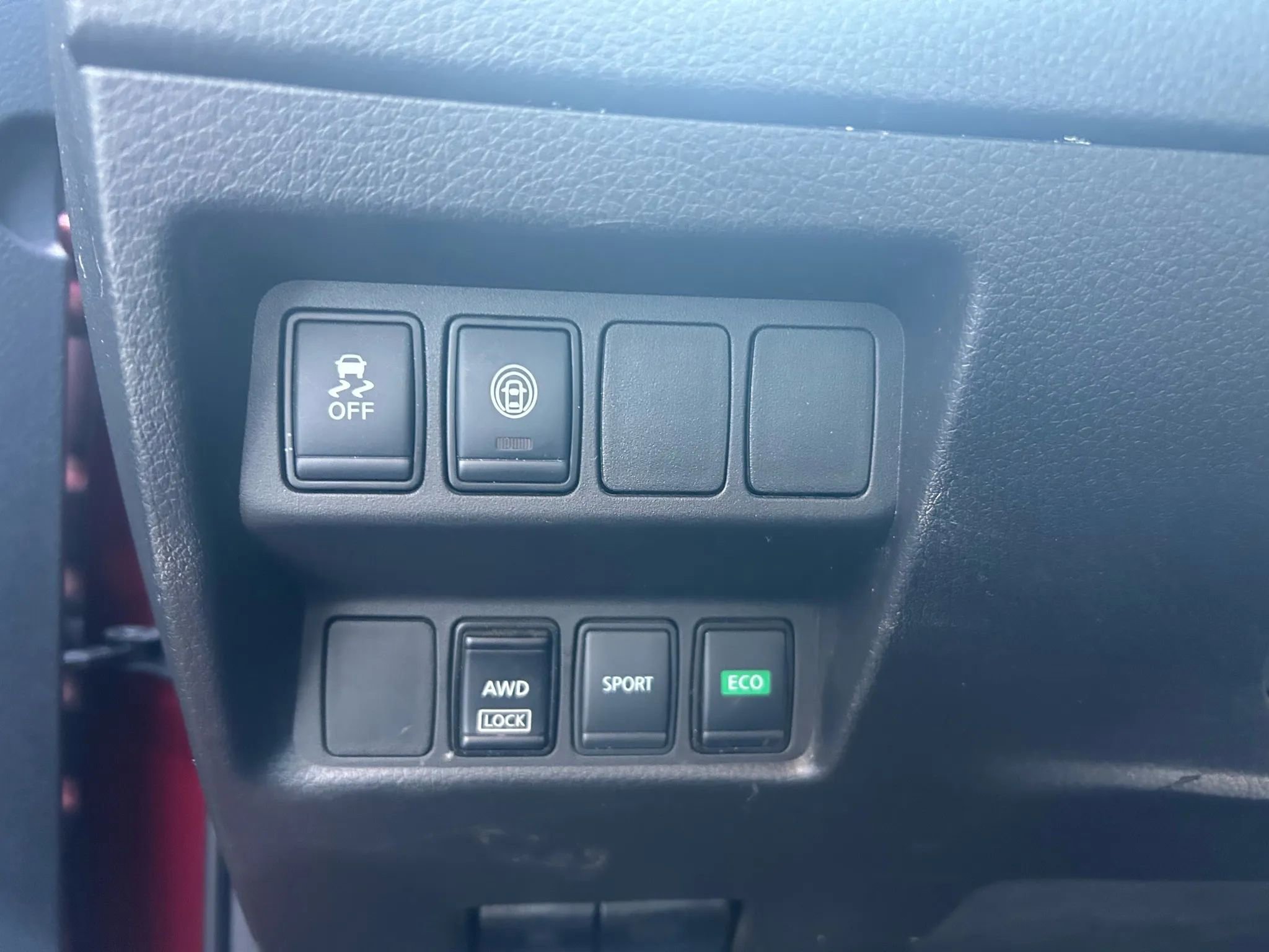 Used 2021 Nissan Rogue Sport S image 12
