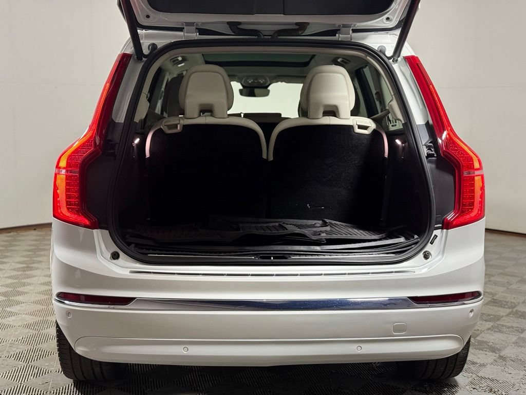 Used 2023 Volvo XC90 B6 Ultimate AWD/4WD image 6