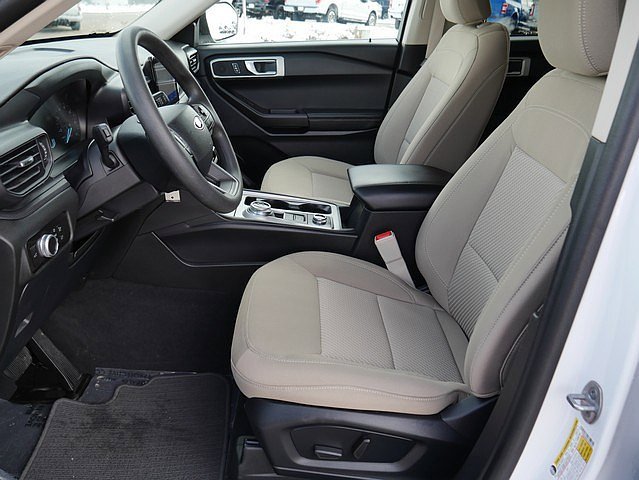 Used 2023 Ford Explorer AWD image 10