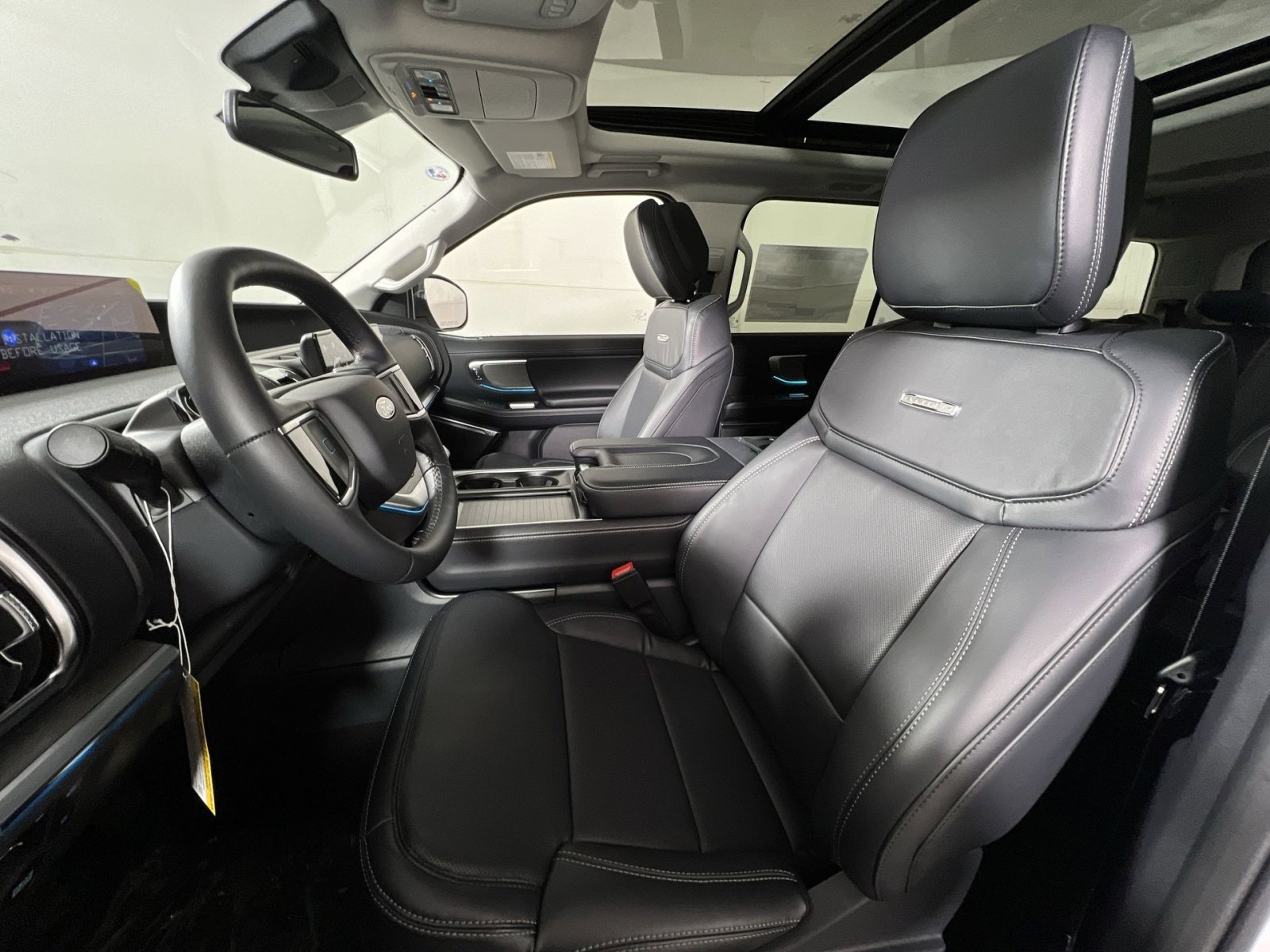 New 2026 Ford Expedition Platinum w/ Driver's Package image 13