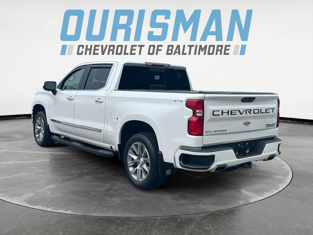 Used 2019 Chevrolet Silverado 1500 High Country w/ Z71 Off-Road Package AWD/4WD image 4