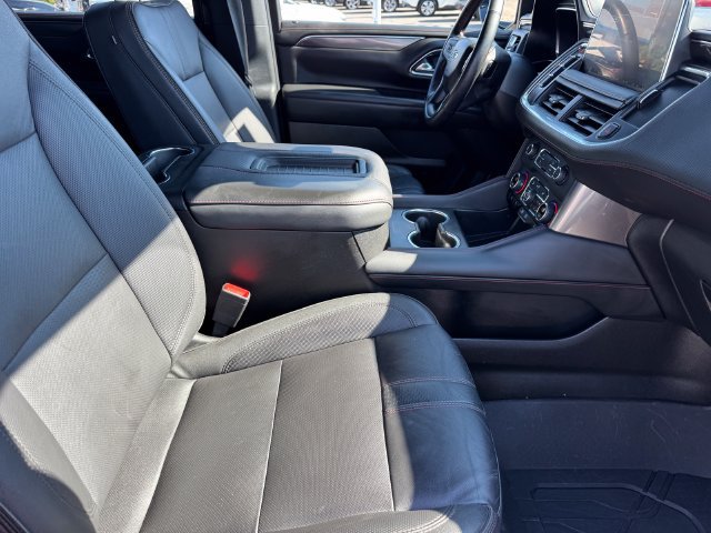 Certified 2023 Chevrolet Suburban RST w/ Luxury Package AWD/4WD image 7
