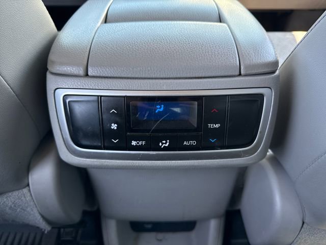 Used 2016 Toyota Highlander Limited AWD/4WD image 22