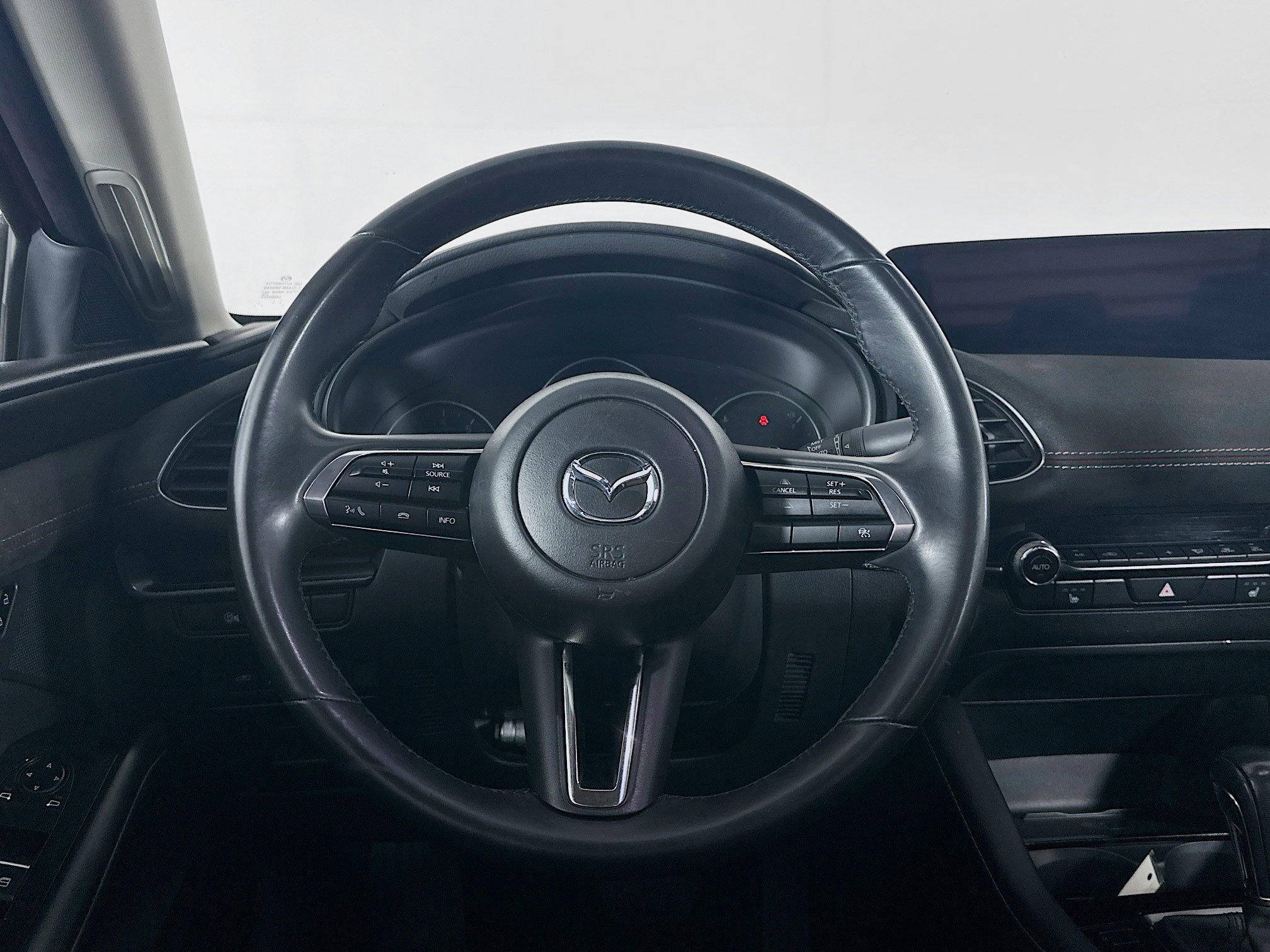 Used 2024 MAZDA MAZDA3 s image 18