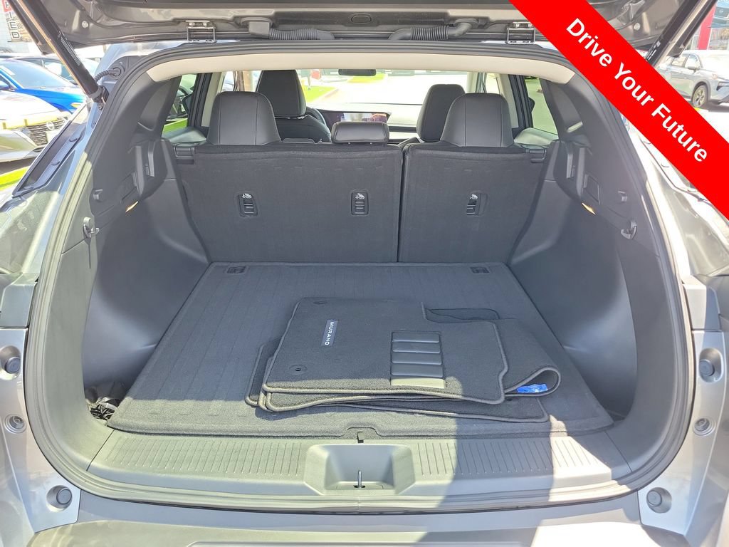 Used 2025 Nissan Murano SV FWD image 27