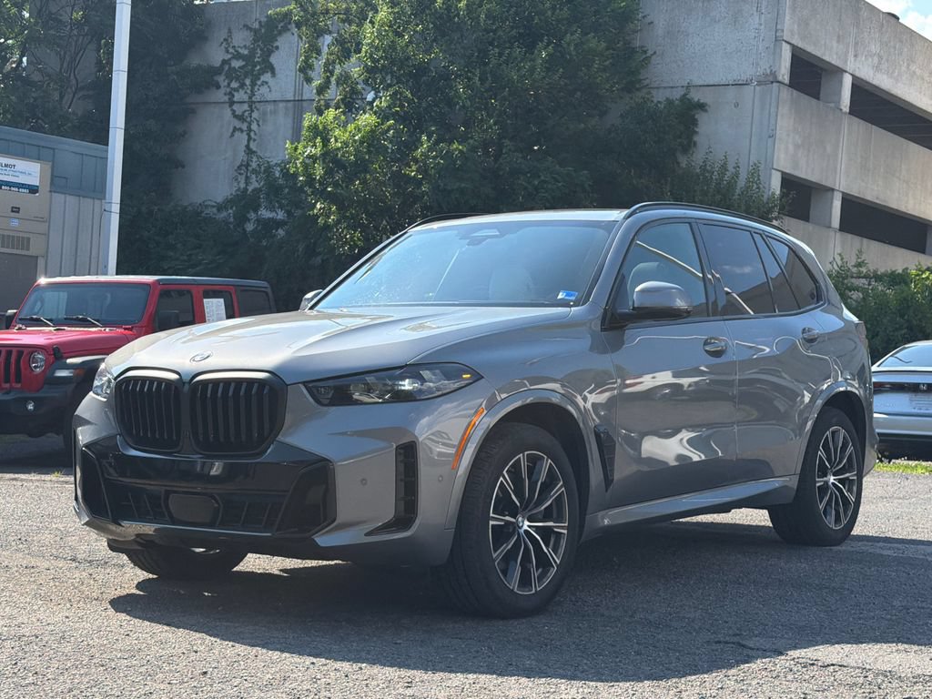 Used 2025 BMW X5 xDrive40i AWD/4WD image 14
