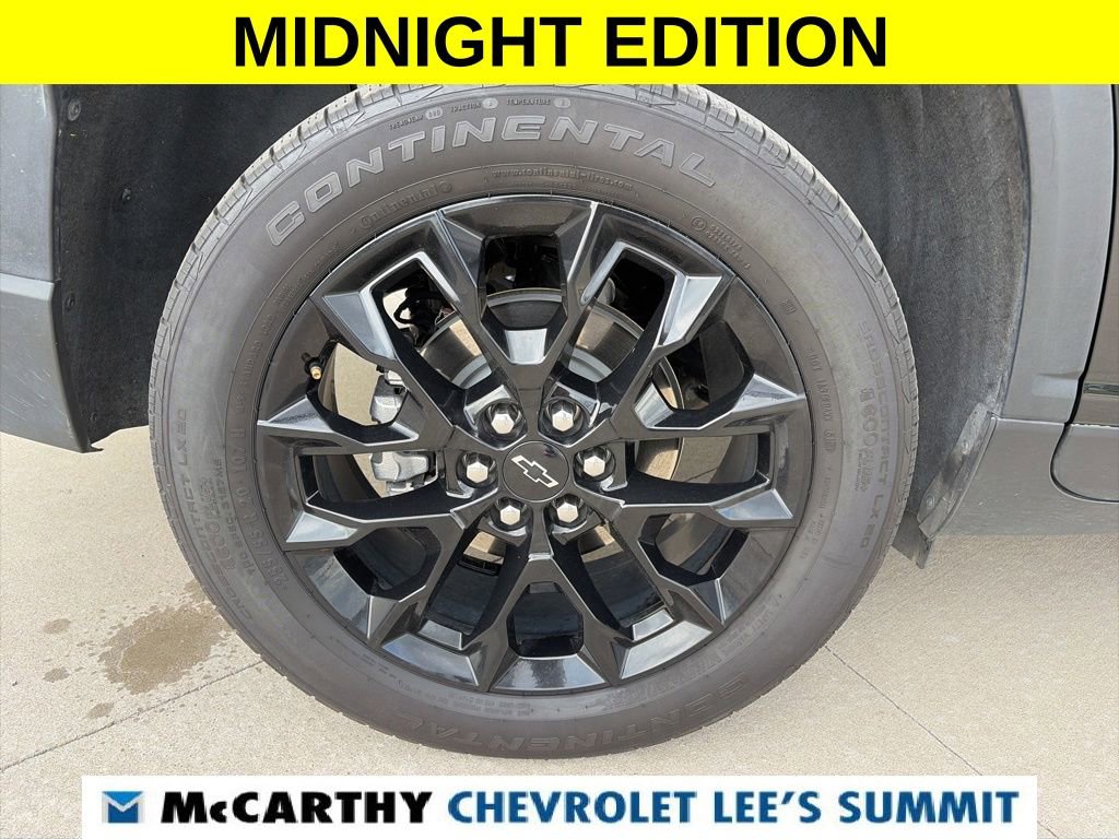 Used 2024 Chevrolet Traverse LS w/ Midnight/Sport Edition image 14
