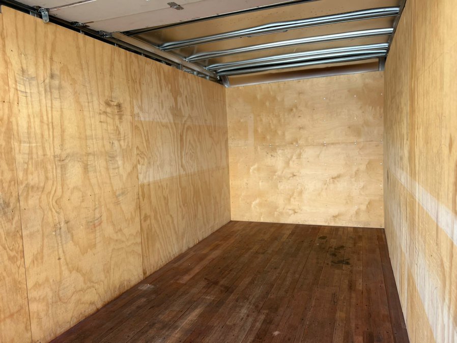 Used 2024 Isuzu NPR image 23