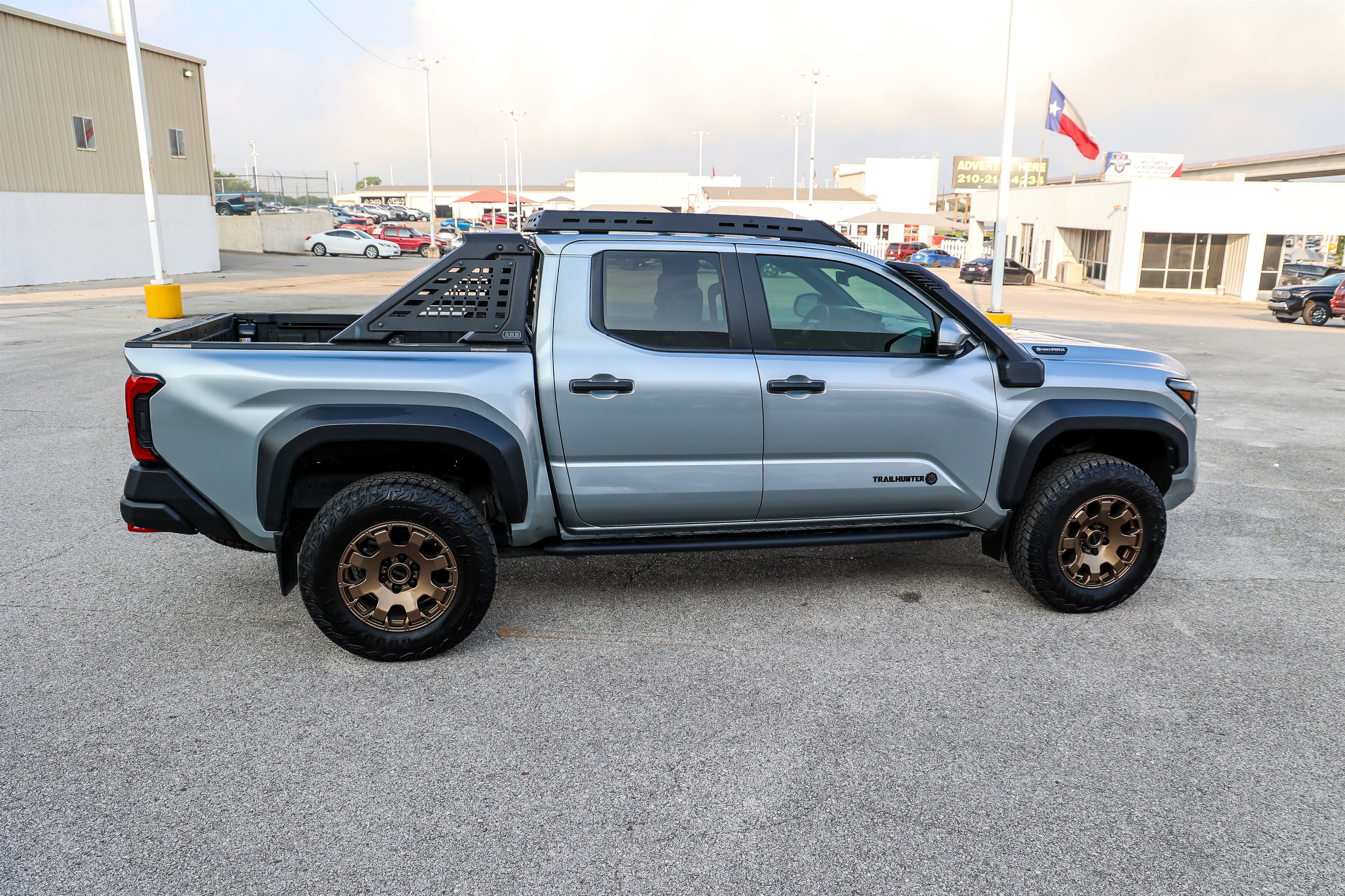 Certified 2024 Toyota Tacoma 4x4 Double Cab Hybrid image 8