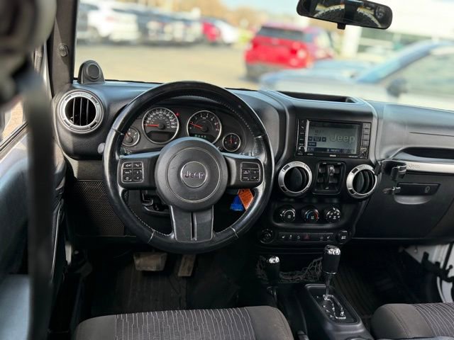 Used 2012 Jeep Wrangler Unlimited Sahara w/ Dual Top Group image 13