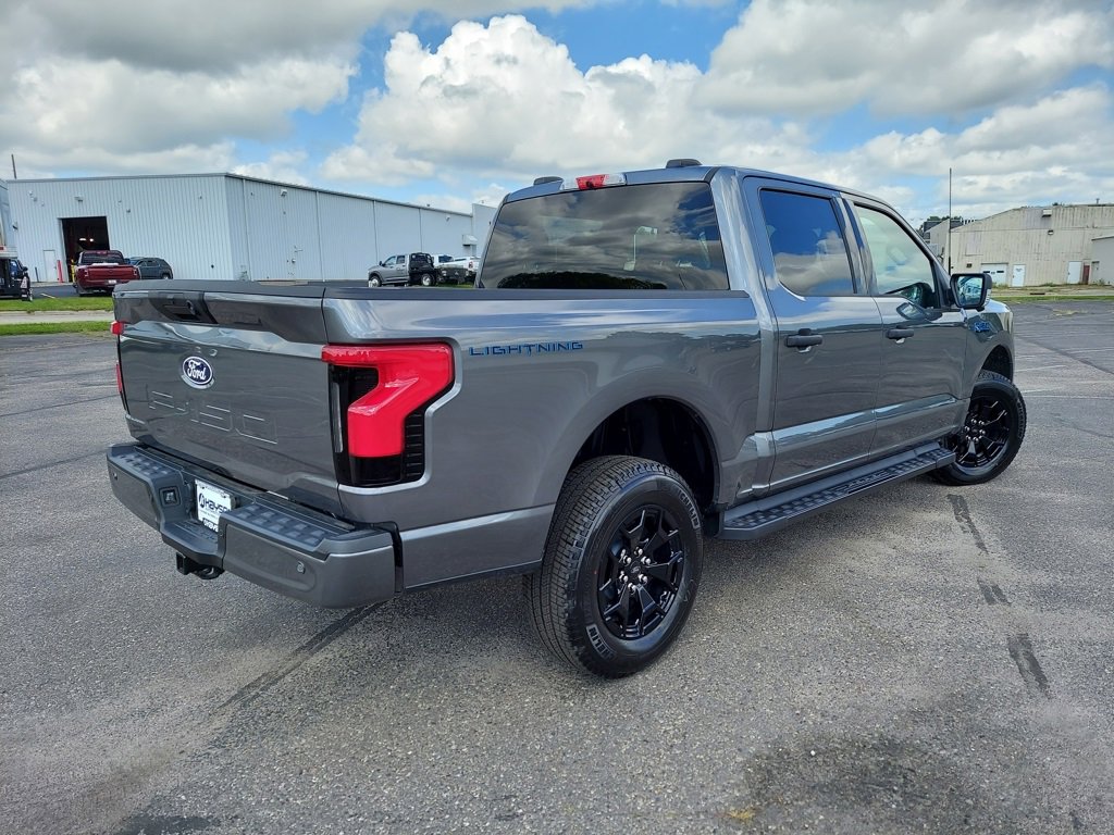 Used 2025 Ford F150 Lightning XLT w/ Max Trailer Tow Package image 17