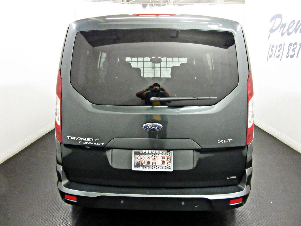 Used 2019 Ford Transit Connect XLT FWD image 5