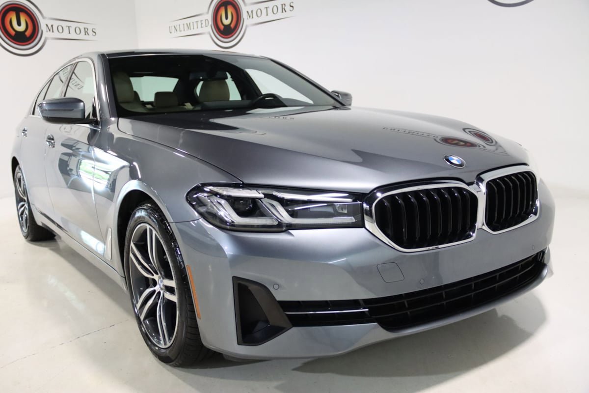 Used 2021 BMW 530i xDrive w/ Convenience Package AWD/4WD image 22