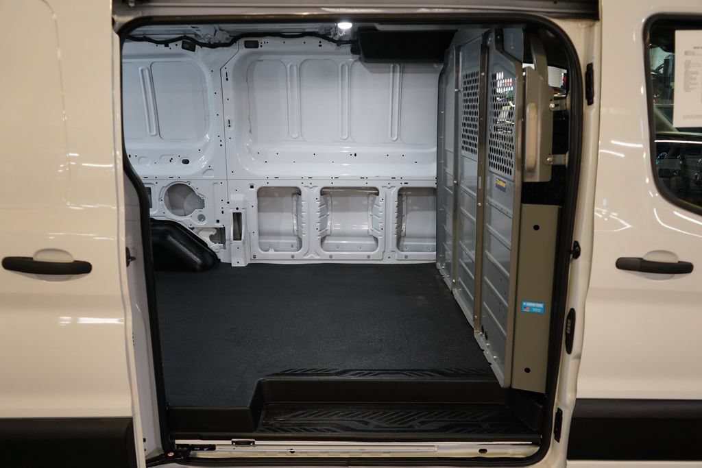 Used 2025 Ford Transit 150 Low Roof RWD image 20