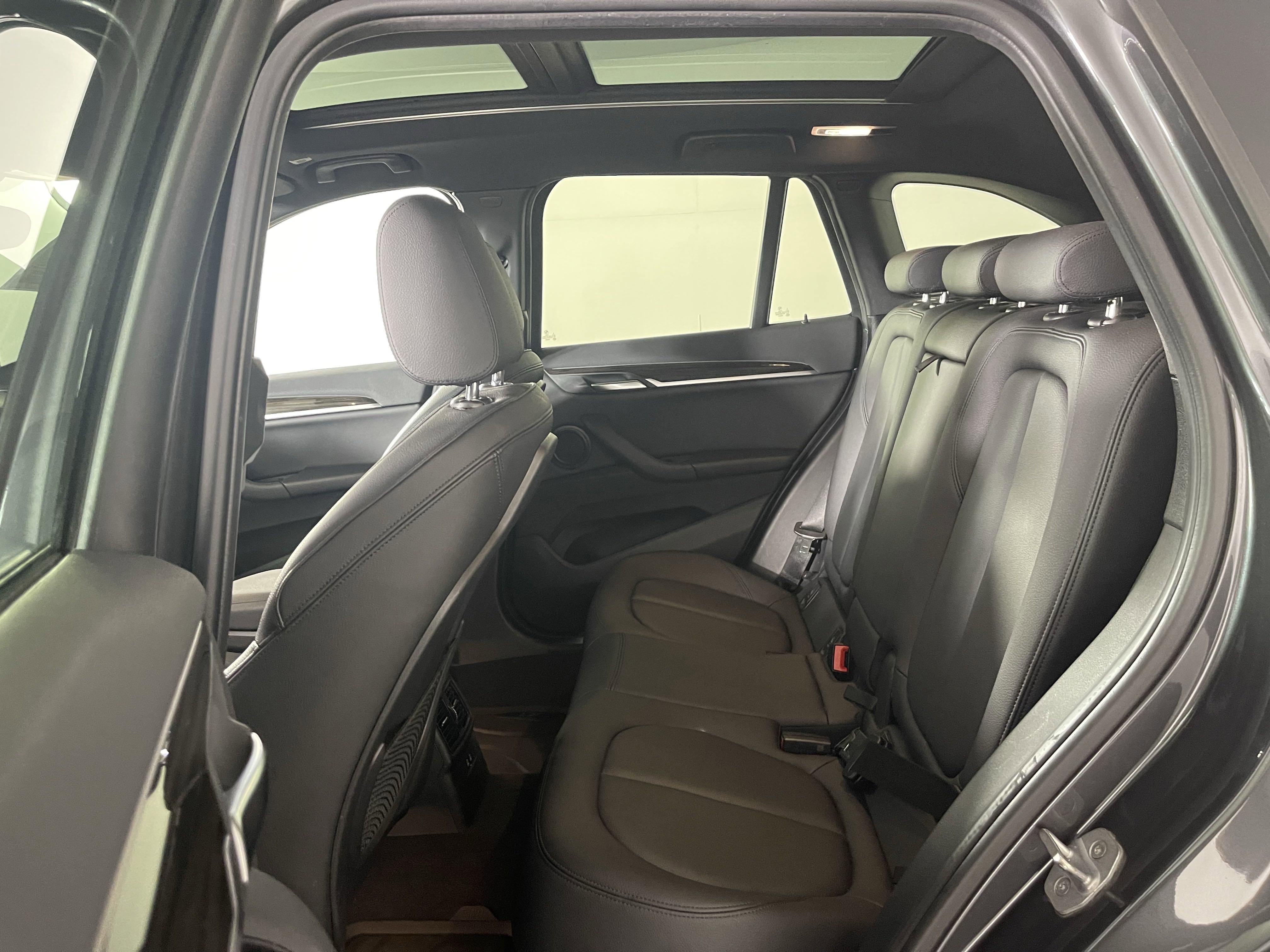 Used 2019 BMW X1 xDrive28i image 13