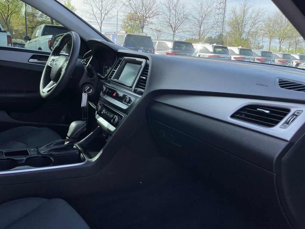 Used 2019 Hyundai Sonata SE image 32