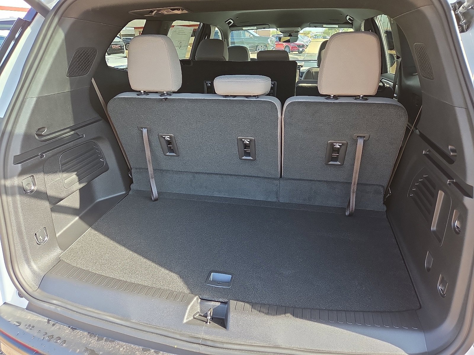 New 2026 GMC Acadia Elevation image 6