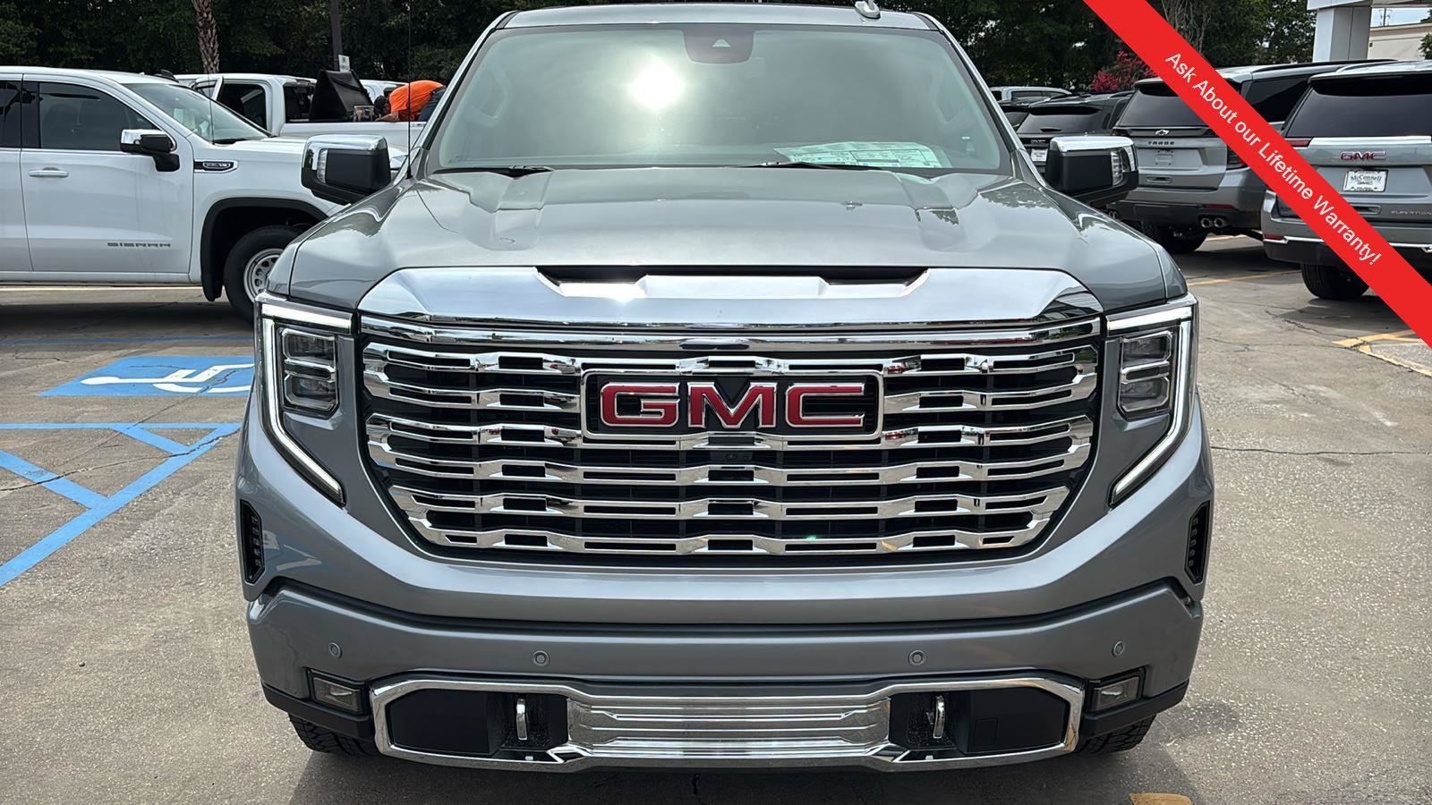 New 2026 GMC Sierra 1500 Denali AWD/4WD image 2
