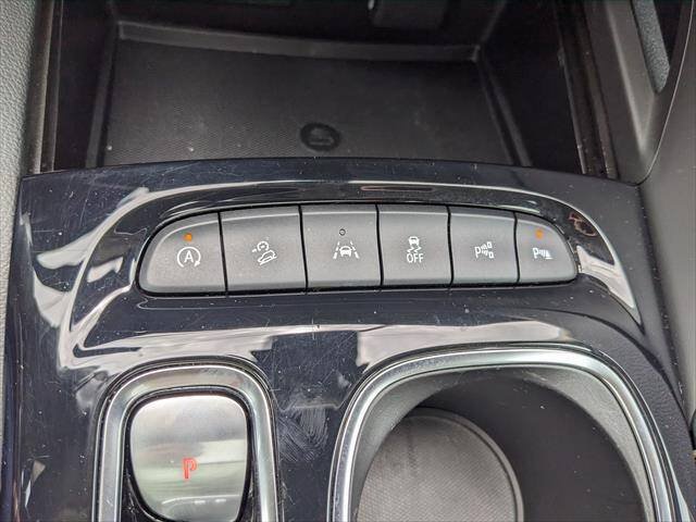 Used 2023 Buick Envision Avenir AWD/4WD image 28