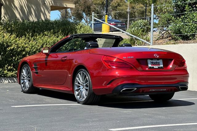 Used 2019 Mercedes-Benz SL 550 image 3