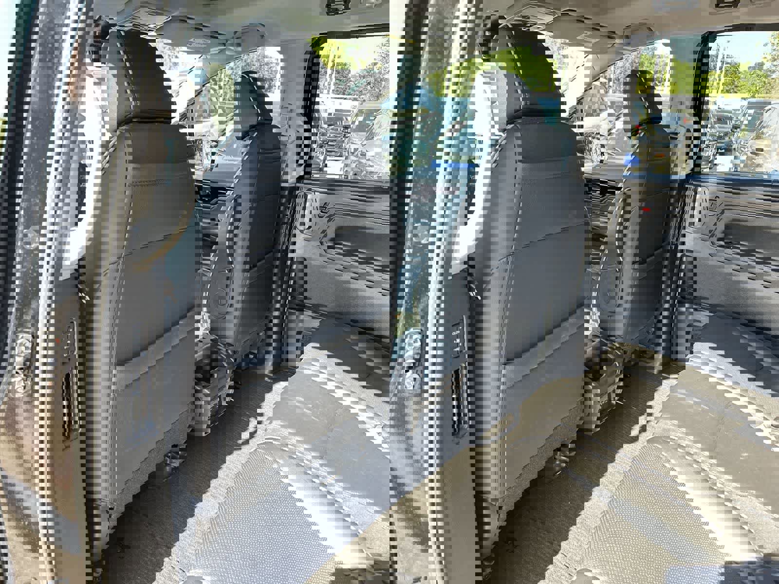 Used 2024 Honda Odyssey Elite image 12