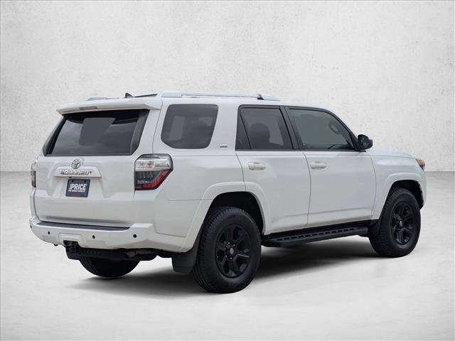 Used 2014 Toyota 4Runner SR5 image 5