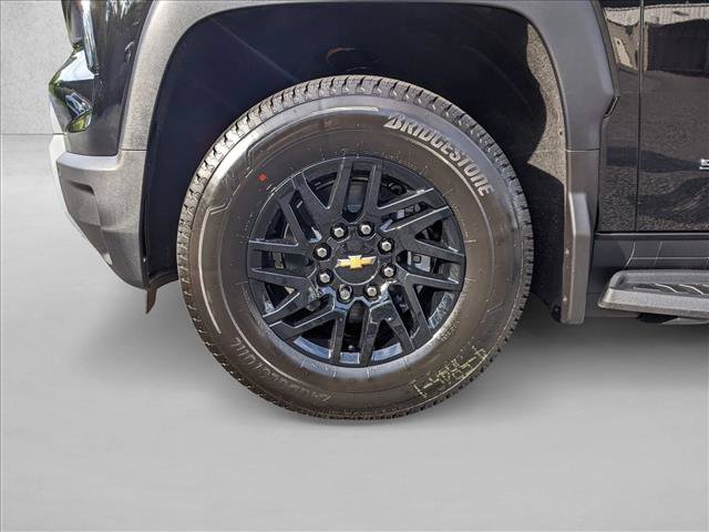 New 2026 Chevrolet Silverado EV LT AWD/4WD image 9