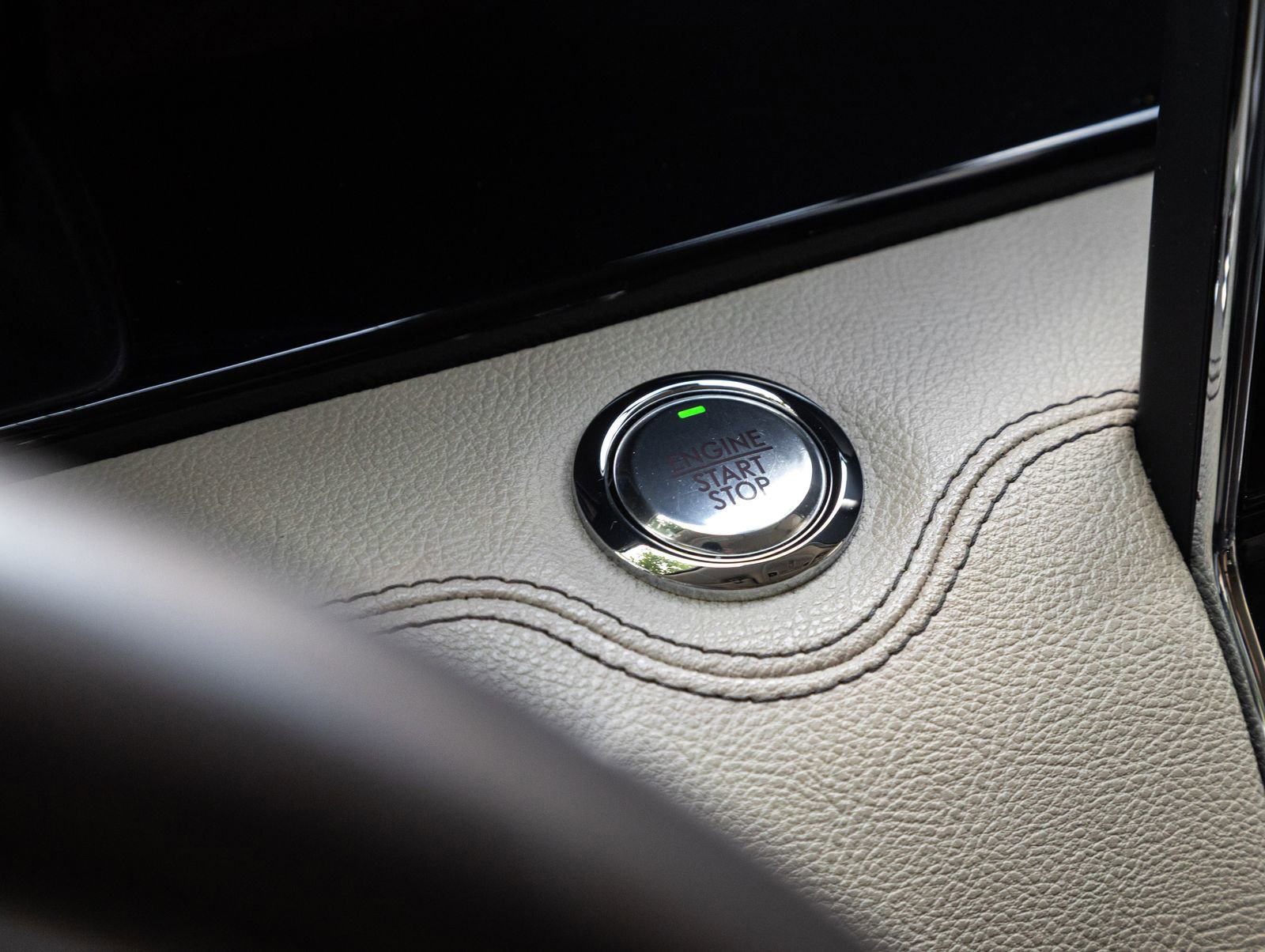 Used 2022 Lincoln Navigator L Reserve AWD/4WD image 18