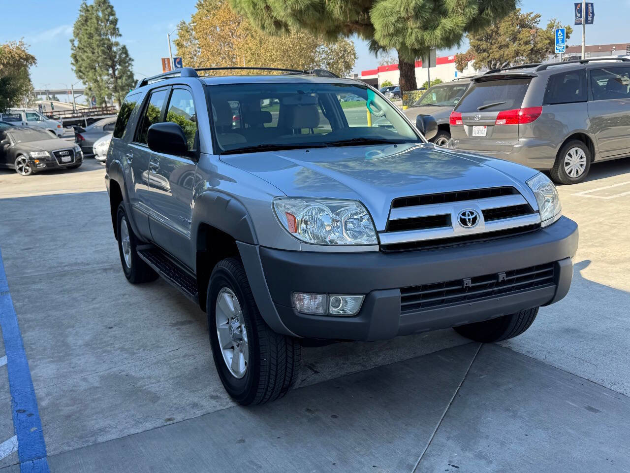 Used 2003 Toyota 4Runner SR5 image 4