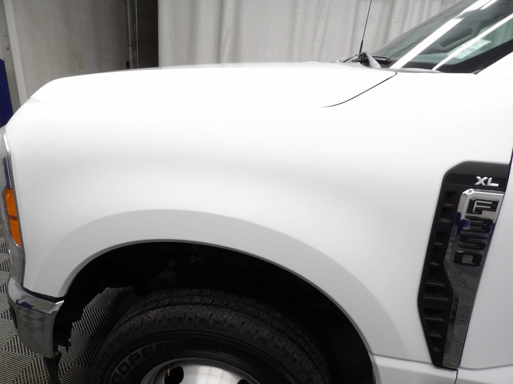 Used 2023 Ford F350 XL w/ 360-Degree Camera Package AWD/4WD image 46