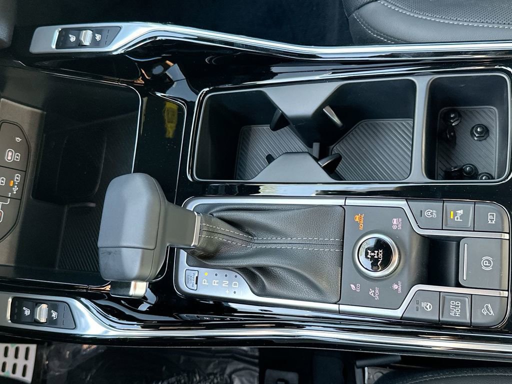 Used 2024 Kia Sorento SX Prestige image 40