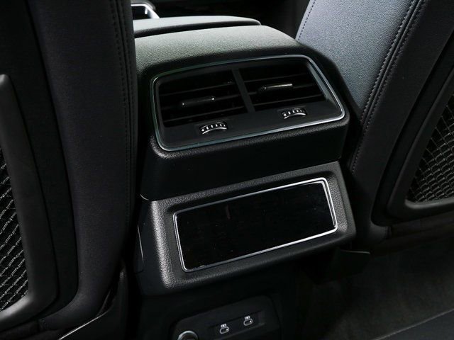 Certified 2022 Audi e-tron Premium w/ Convenience Plus Package image 21