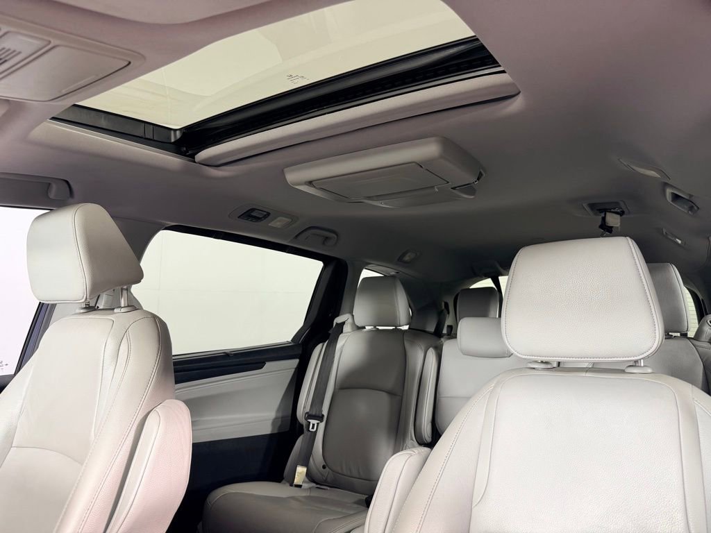 Used 2018 Honda Odyssey EX-L image 22