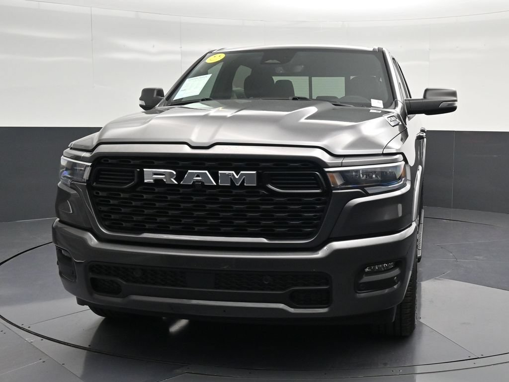 Used 2025 RAM 1500 Big Horn AWD/4WD image 6