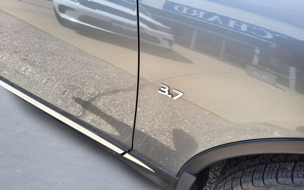 Used 2016 INFINITI QX50 2WD w/ Premium Plus Package image 44