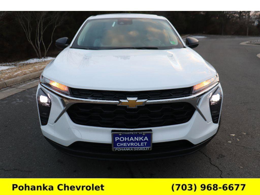 New 2026 Chevrolet Trax LS video 2