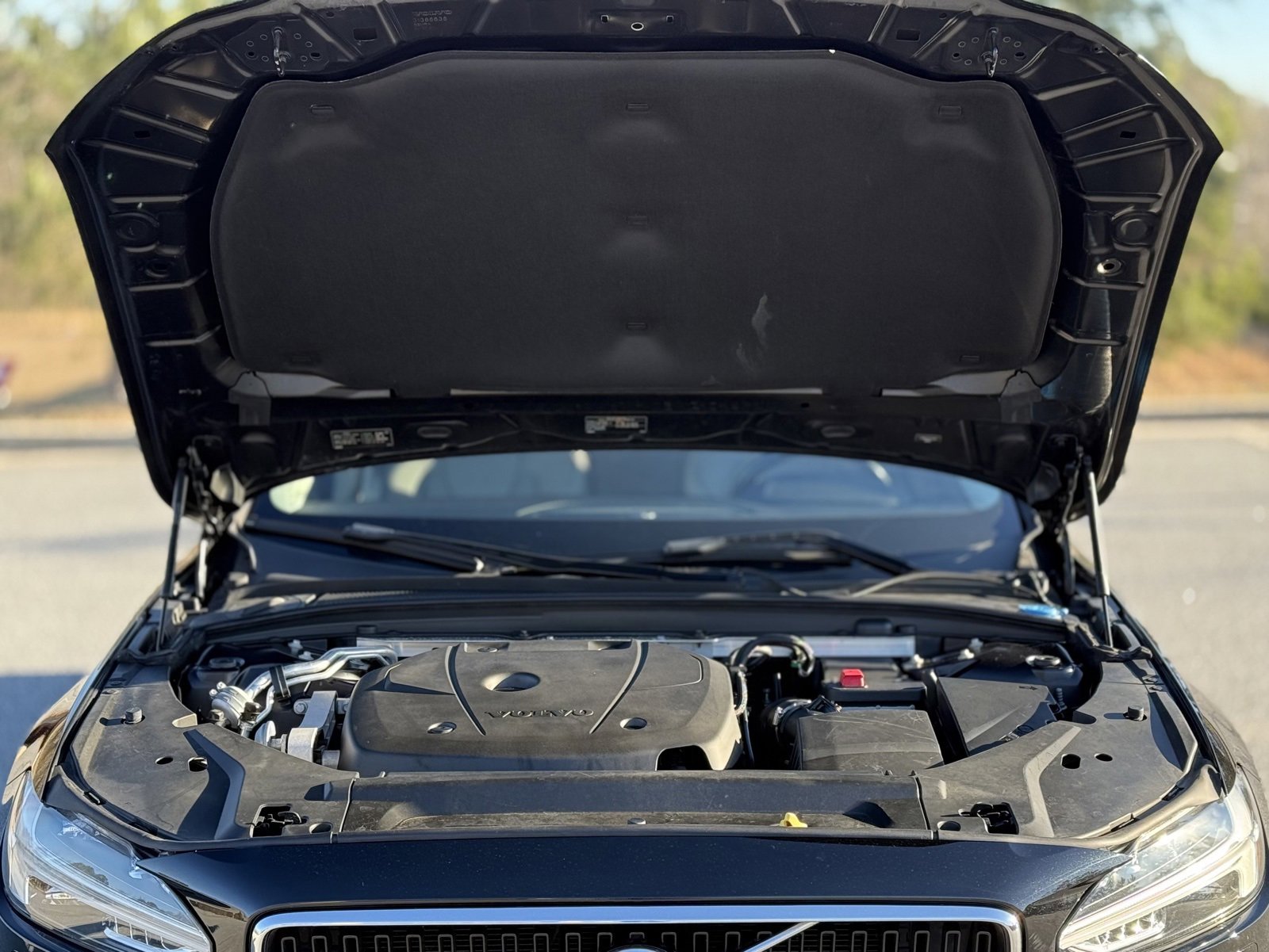 Used 2018 Volvo S90 T5 Momentum w/ Convenience Package image 48