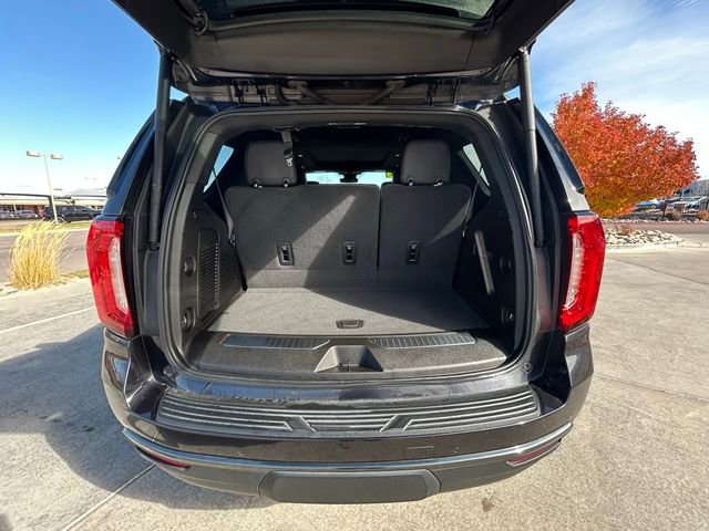 Used 2023 GMC Yukon AT4 w/ AT4 Premium Package image 30