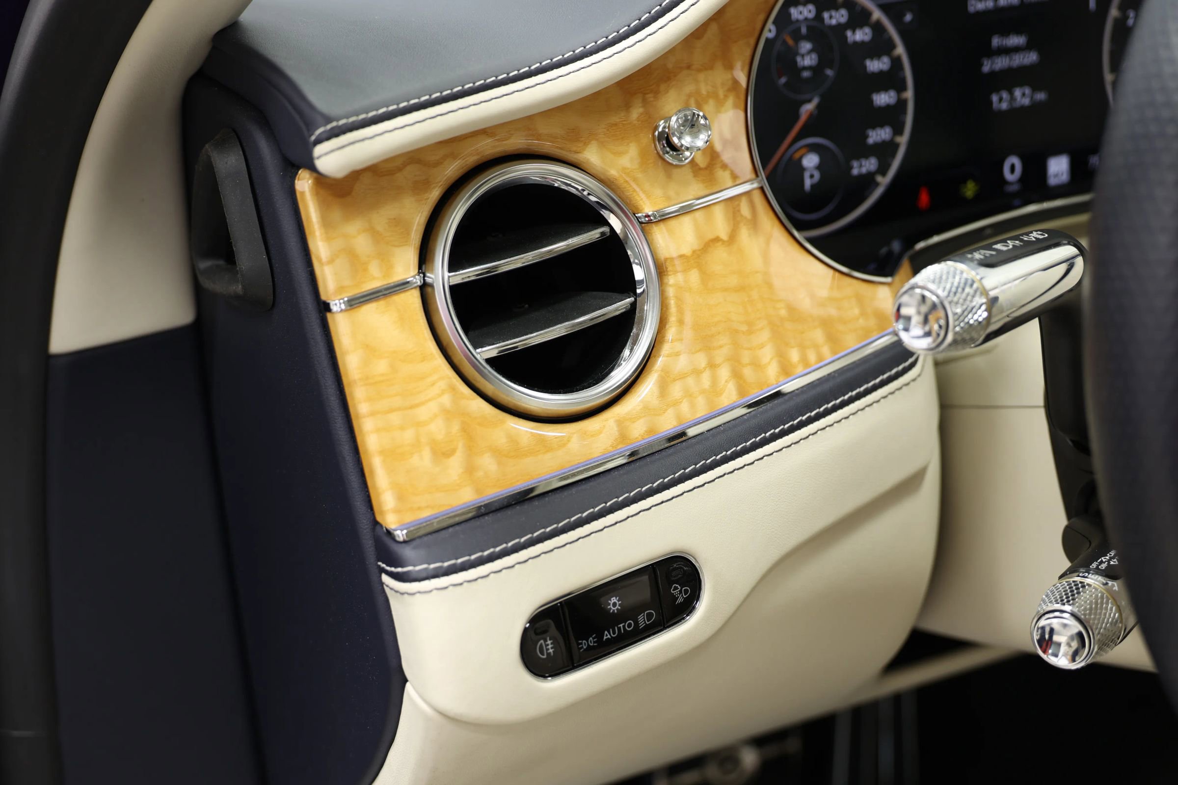 Used 2020 Bentley Flying Spur W12 w/ First Edition Specification image 27