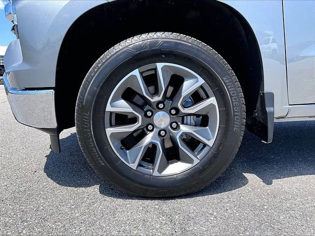 Used 2023 Chevrolet Silverado 1500 LT AWD/4WD image 7