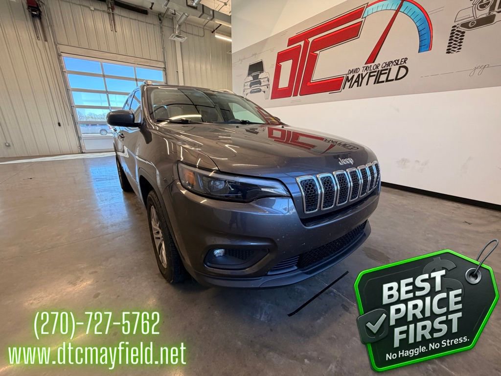 Used 2019 Jeep Cherokee Latitude Plus w/ Cold Weather Group video 1