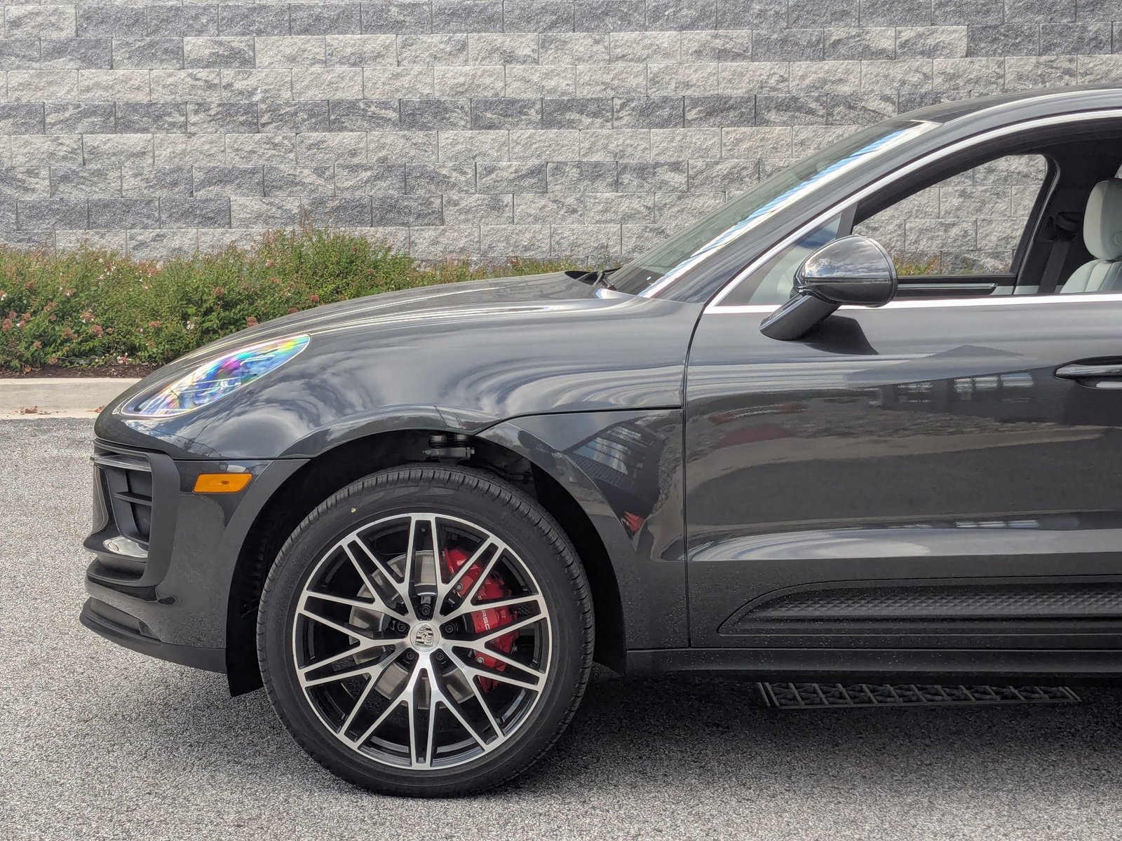 New 2026 Porsche Macan S image 11