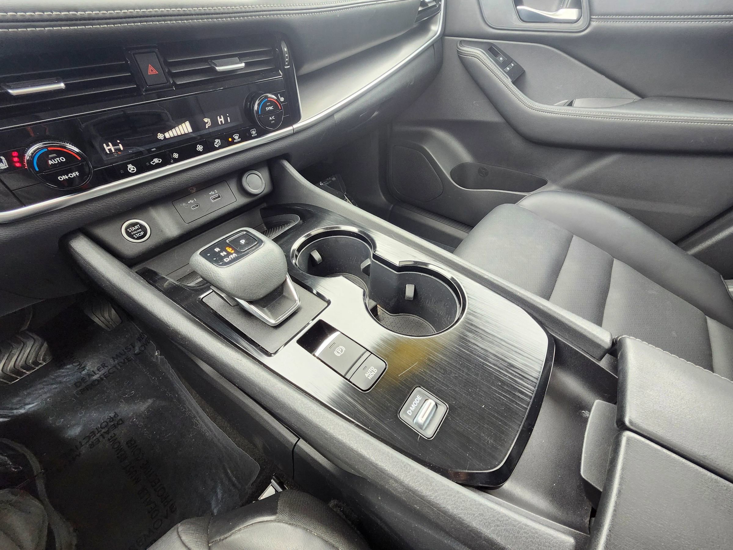 Used 2022 Nissan Rogue SV w/ SV Premium Package image 23